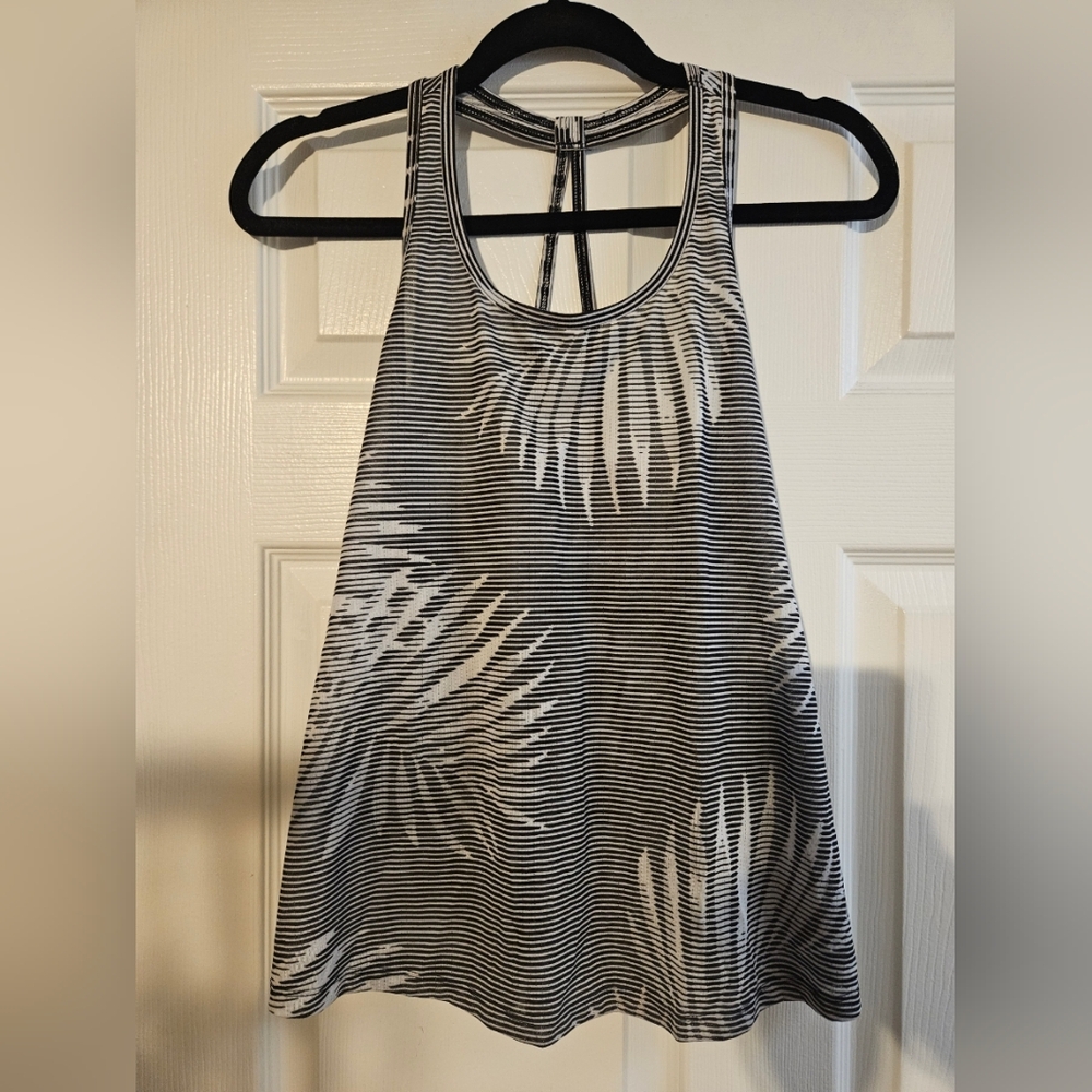 Old navy active